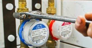 Установка счетчиков воды Карасук цена от 610 руб.