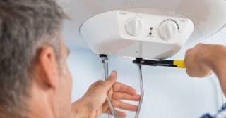 Установка водонагревателя Карасук, цена от 890 руб.